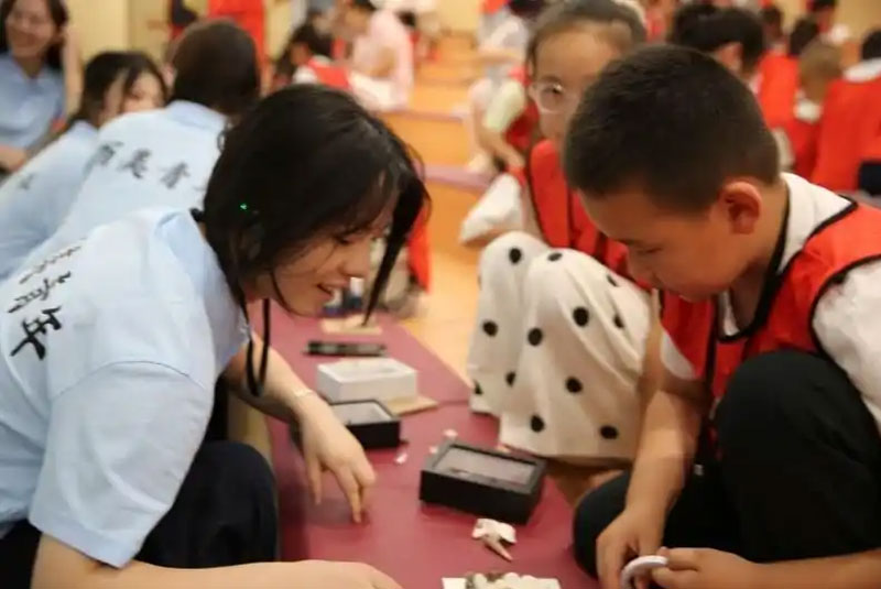 西安美术学院艺术教育学院“三下乡”走进内蒙古鄂尔多斯